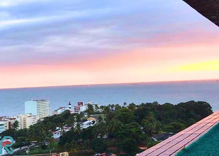 Lindo Apt Vista Mar Completo Com Piscina No Rooftop Do Edf, Proximo Ao Porto Da Barra