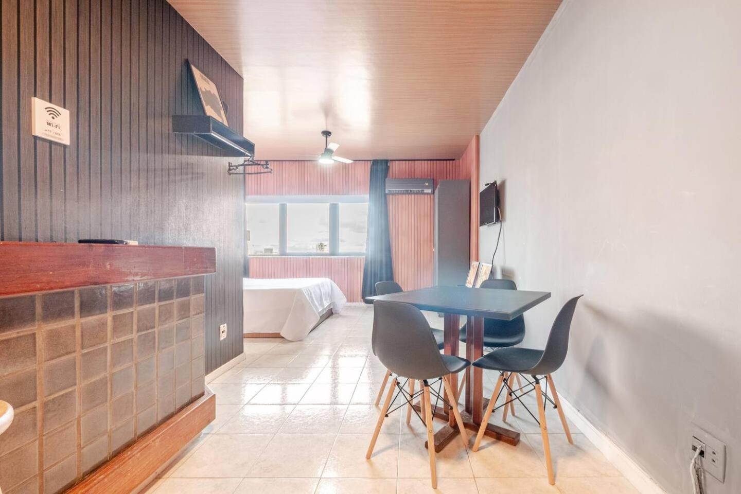 Apartamento Lindo Vista Mar Completo Com Piscina No Rooftop Do Edf, Proximo Ao Porto Da Barra