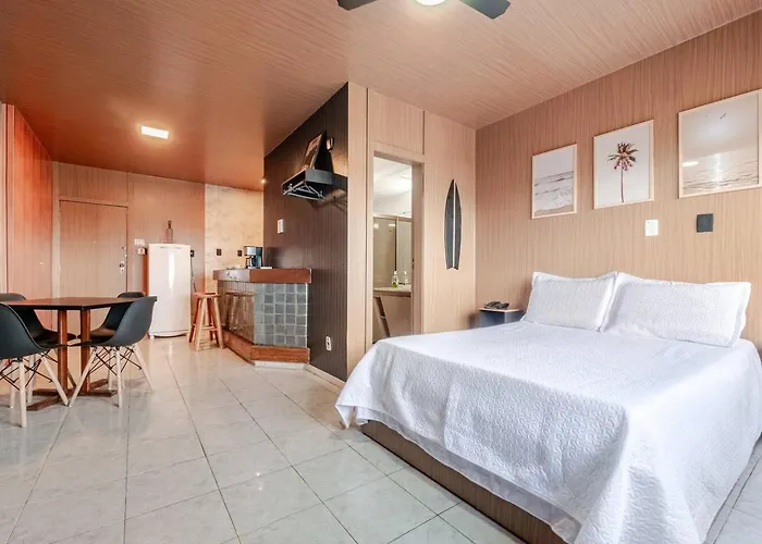 Lindo Apt Vista Mar Completo Com Piscina No Rooftop Do Edf, Proximo Ao Porto Da Barra