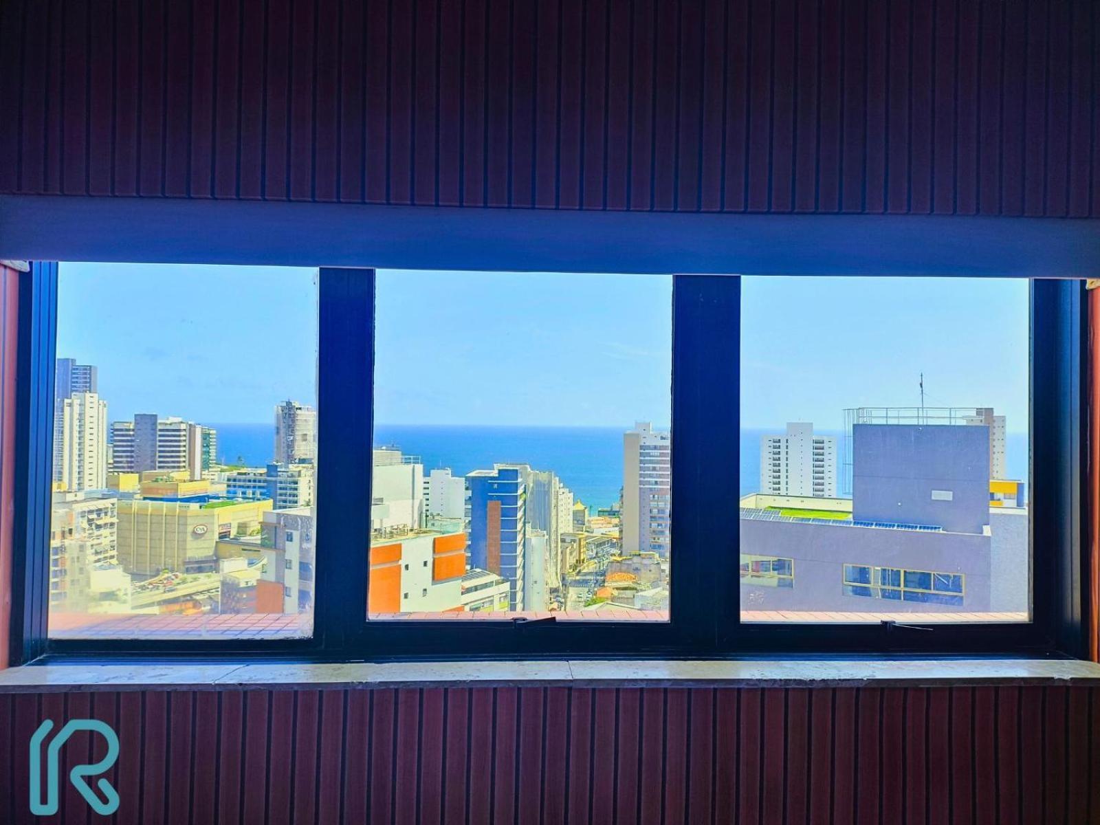 Lindo Vista Mar Completo Com Piscina No Rooftop Do Edf, Proximo Ao Porto Da Barra *